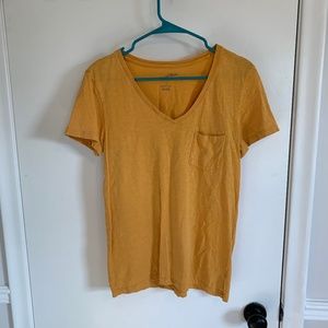 Universal Thread V-Neck Size Small